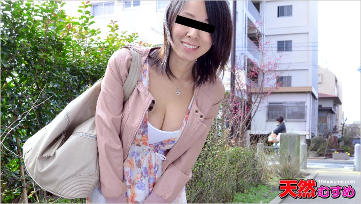 無修正 鶴見朋子のエロ動画 素人ガチナンパ ～引越したばかりの爆乳さんはハードルが低い～のサムネイル画像